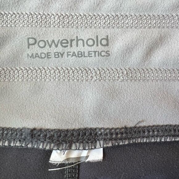 Fabletics Powerhold Grey/Olive Green Colorblock Cargo Leggings - Picture 2 of 9